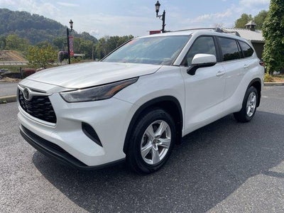 2023 Toyota Highlander L FWD (Natl)