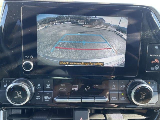 2025 Toyota Highlander XLE AWD (Natl)