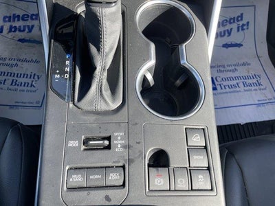 2025 Toyota Highlander XLE AWD (Natl)