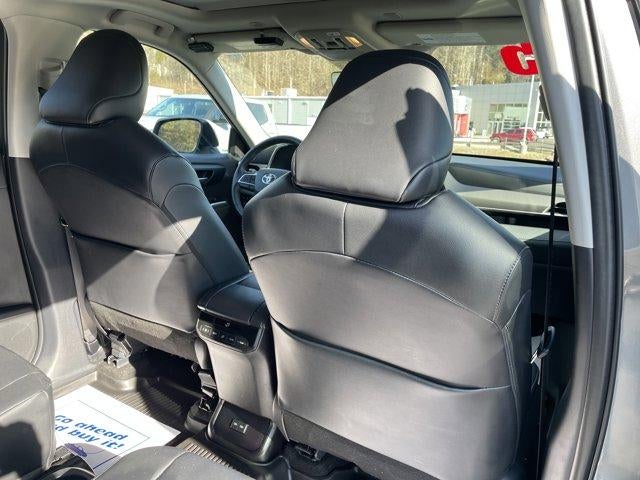 2025 Toyota Highlander XLE AWD (Natl)