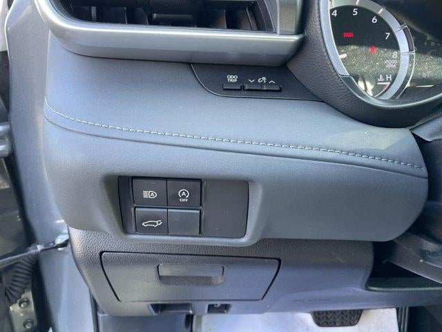 2025 Toyota Highlander XLE AWD (Natl)