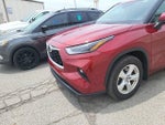 2025 Toyota Highlander LE AWD (SE)