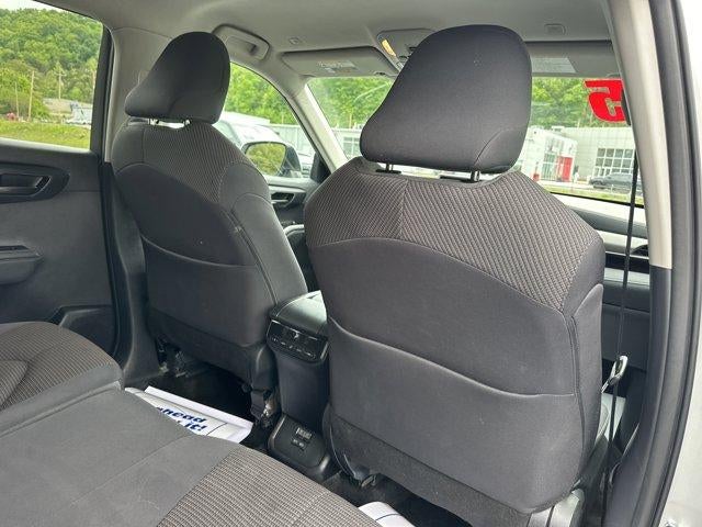 2025 Toyota Highlander LE AWD (SE)
