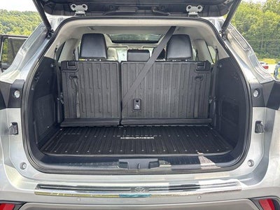 2023 Toyota Highlander Platinum AWD (Natl)