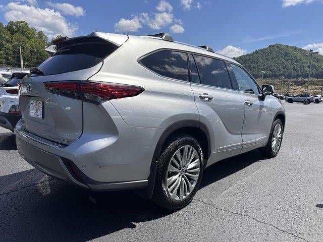 2023 Toyota Highlander Platinum AWD (Natl)