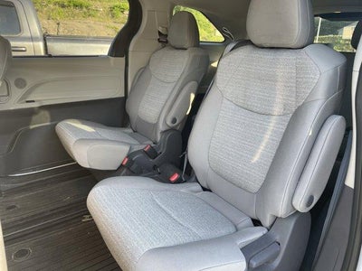 2021 Toyota Sienna LE AWD 8-Passenger (Natl)