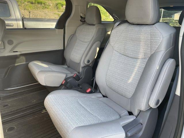 2021 Toyota Sienna LE AWD 8-Passenger (Natl)