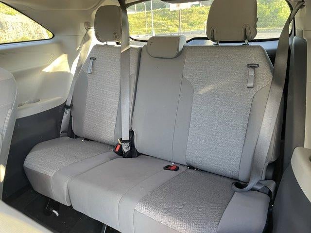2021 Toyota Sienna LE AWD 8-Passenger (Natl)