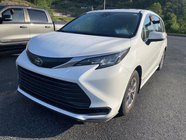 2021 Toyota Sienna LE AWD 8-Passenger (Natl)