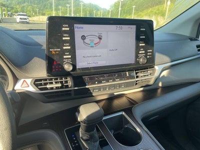 2021 Toyota Sienna LE AWD 8-Passenger (Natl)