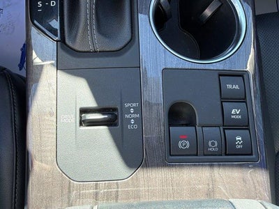 2023 Toyota Highlander Hybrid Limited AWD (Natl)