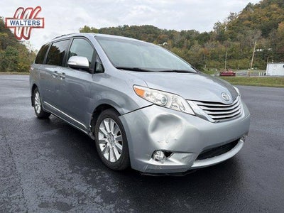 2013 Toyota Sienna 5dr 8-Pass Van V6 XLE FWD (Natl)