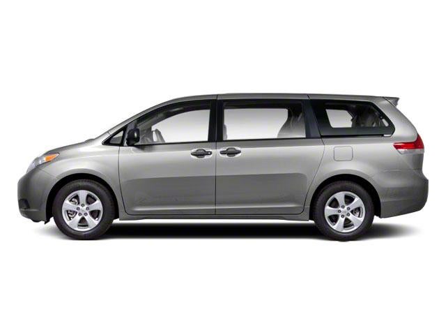 2013 Toyota Sienna 5dr 8-Pass Van V6 XLE FWD (Natl)