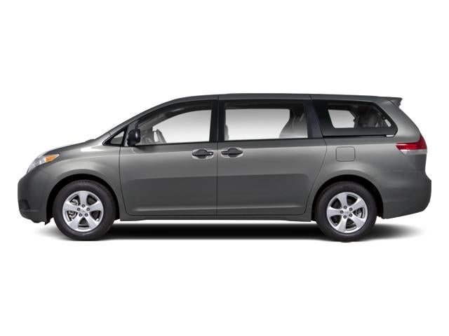 2013 Toyota Sienna 5dr 8-Pass Van V6 XLE FWD (Natl)