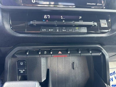 2023 Toyota Tundra 4WD 4WD SR5 CrewMax 5.5' Bed (Natl)