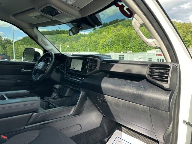 2023 Toyota Tundra 4WD 4WD SR5 CrewMax 5.5' Bed (Natl)