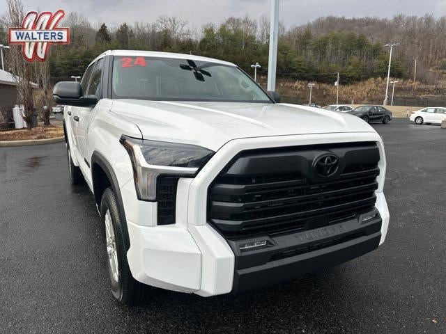 2024 Toyota Tundra 4WD 4WD SR5 CrewMax 5.5' Bed (Natl)