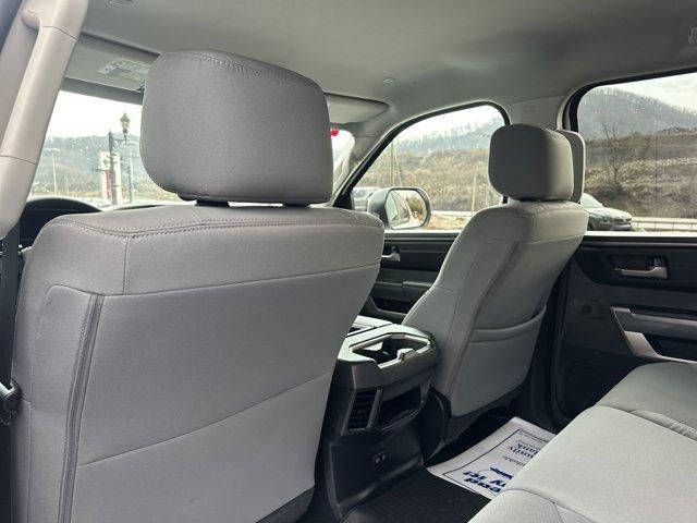 2024 Toyota Tundra 4WD 4WD SR5 CrewMax 5.5' Bed (Natl)