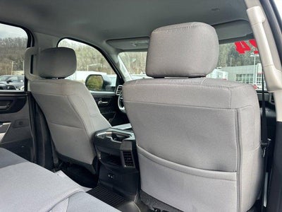 2024 Toyota Tundra 4WD 4WD SR5 CrewMax 5.5' Bed (Natl)