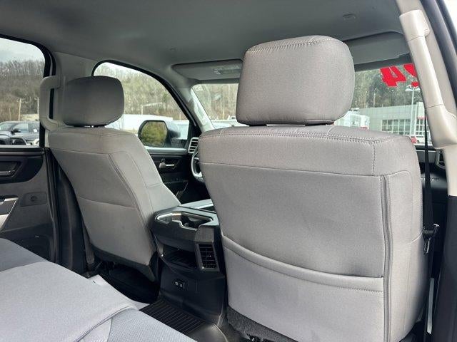 2024 Toyota Tundra 4WD 4WD SR5 CrewMax 5.5' Bed (Natl)