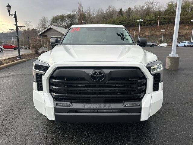 2024 Toyota Tundra 4WD 4WD SR5 CrewMax 5.5' Bed (Natl)