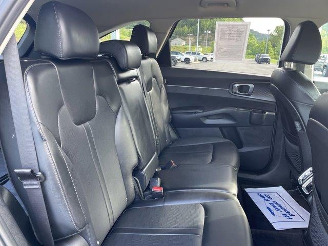 2025 Kia Sorento S FWD