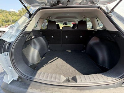 2026 Toyota Corolla Cross LE 2WD (Natl)