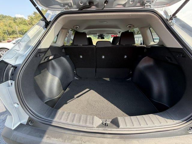 2026 Toyota Corolla Cross LE 2WD (Natl)