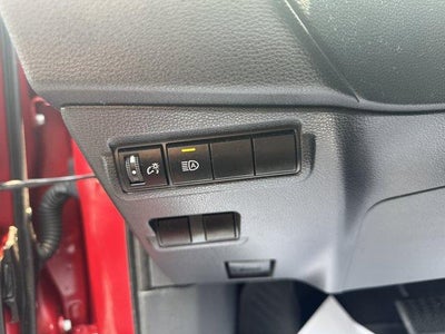 2022 Toyota Corolla Cross LE 4WD (Natl)