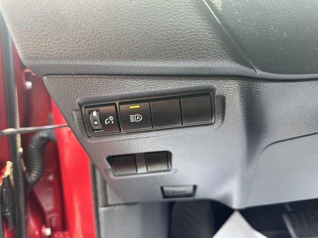2022 Toyota Corolla Cross LE 4WD (Natl)