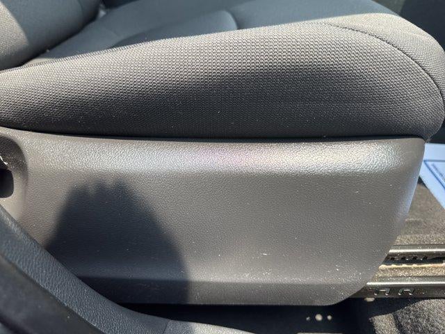 2022 Toyota Corolla Cross LE 4WD (Natl)
