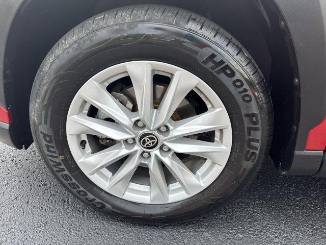2022 Toyota Corolla Cross LE 4WD (Natl)