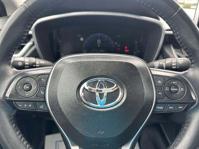 2025 Toyota Corolla Cross XLE 4WD (Natl)