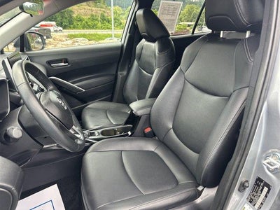 2025 Toyota Corolla Cross XLE 4WD (Natl)