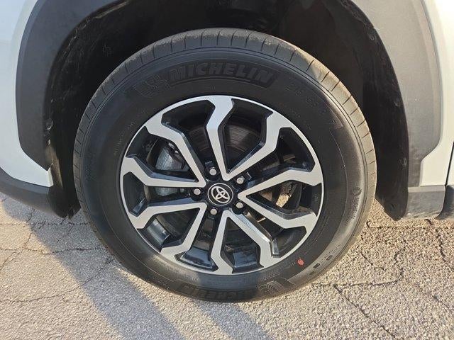 2026 Toyota Corolla Cross Hybrid SE 4WD (Natl)