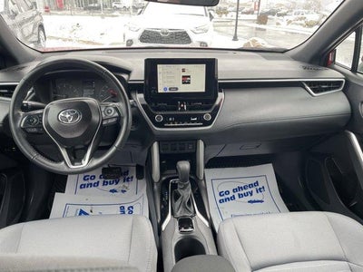 2024 Toyota Corolla Cross Hybrid SE 4WD (Natl)