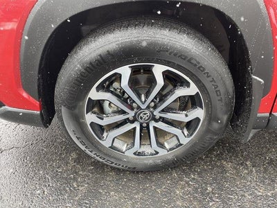 2024 Toyota Corolla Cross Hybrid SE 4WD (Natl)