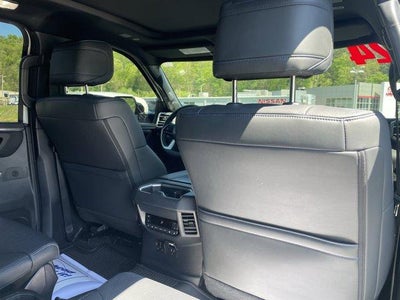 2024 Toyota Sequoia Platinum 4WD (Natl)