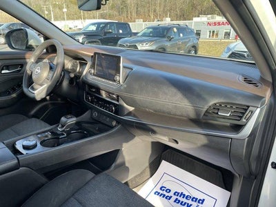 2023 Nissan Rogue AWD SV