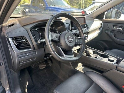 2022 Nissan Rogue AWD SV