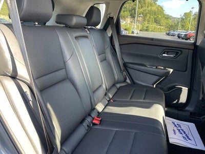 2022 Nissan Rogue AWD SV