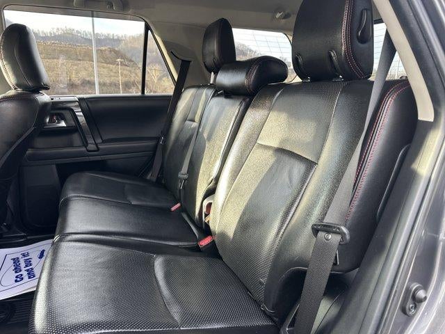 2017 Toyota 4Runner TRD Off Road 4WD (Natl)