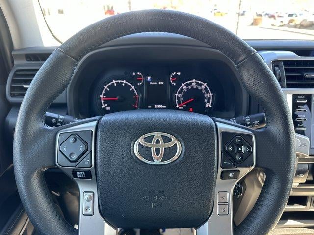2024 Toyota 4Runner SR5 4WD (Natl)