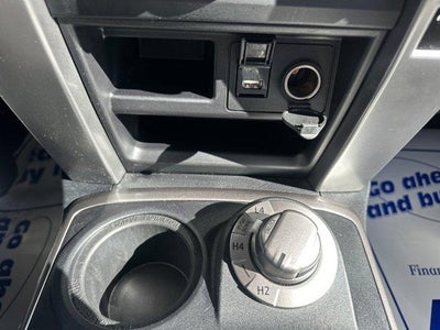 2024 Toyota 4Runner SR5 4WD (Natl)