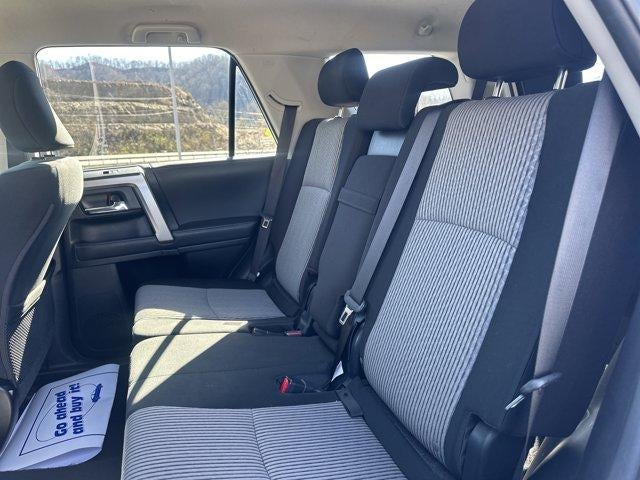 2024 Toyota 4Runner SR5 4WD (Natl)