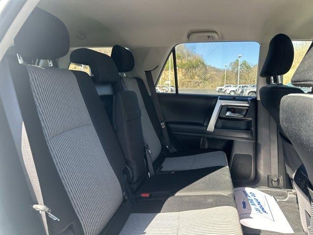 2024 Toyota 4Runner SR5 4WD (Natl)