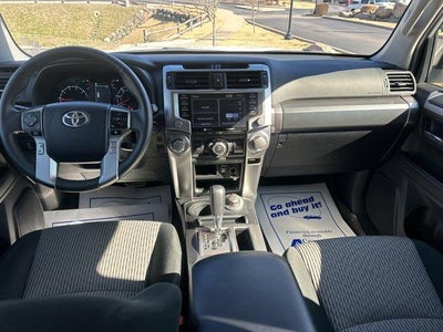 2024 Toyota 4Runner SR5 4WD (Natl)