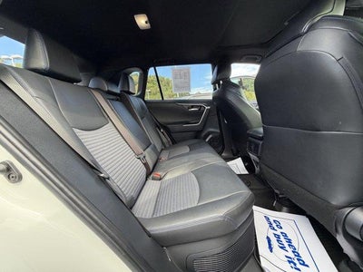 2022 Toyota RAV4 Hybrid XSE AWD (Natl)