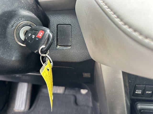 2015 Toyota RAV4 AWD 4dr XLE (Natl)