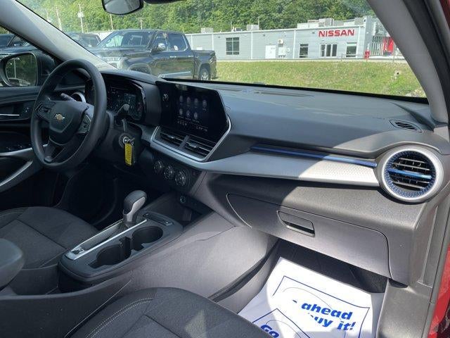 2025 Chevrolet Trax FWD 4dr LS